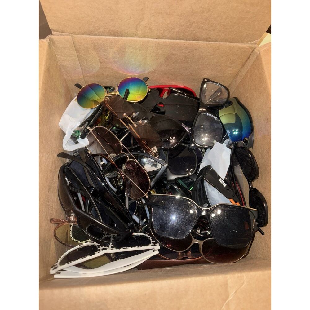 Sunglasses & Eyeglasses Mystery Box Mixed Brands Lot 8lb 0.42oz Bulk Resale